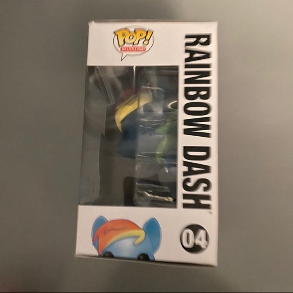 Walmart Exclusive  Funko POP! My Little Pony Rainbow Dash Glow In dark - Picture 3 of 8